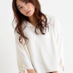 袖リボンスリットネックブラウス/アイボリー