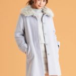 【nonno 12月号掲載】【Ray 12月号掲載】ファー衿ビジュー釦Aラインコート/ブルー